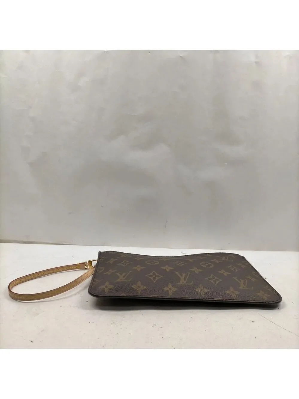 Authentic Louis Vuitton Neverfull Pochette Monogram Wristlet Clutch
